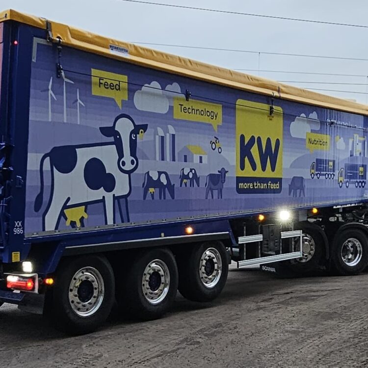 Farm Vehicle Safety – Tips and reminders about operating farm vehicles